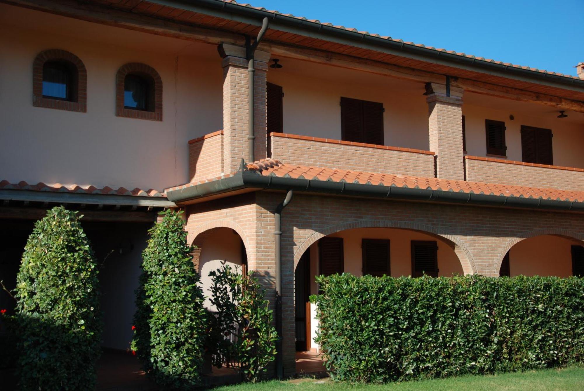 Hotel Borgo Degli Olivi Riotorto Exteriör bild
