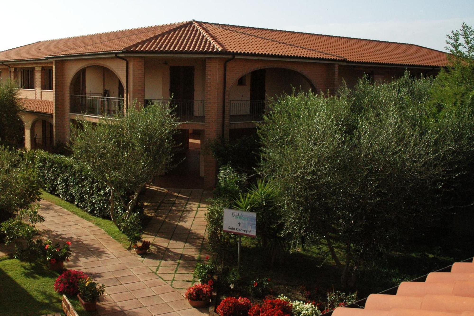 Hotel Borgo Degli Olivi Riotorto Exteriör bild