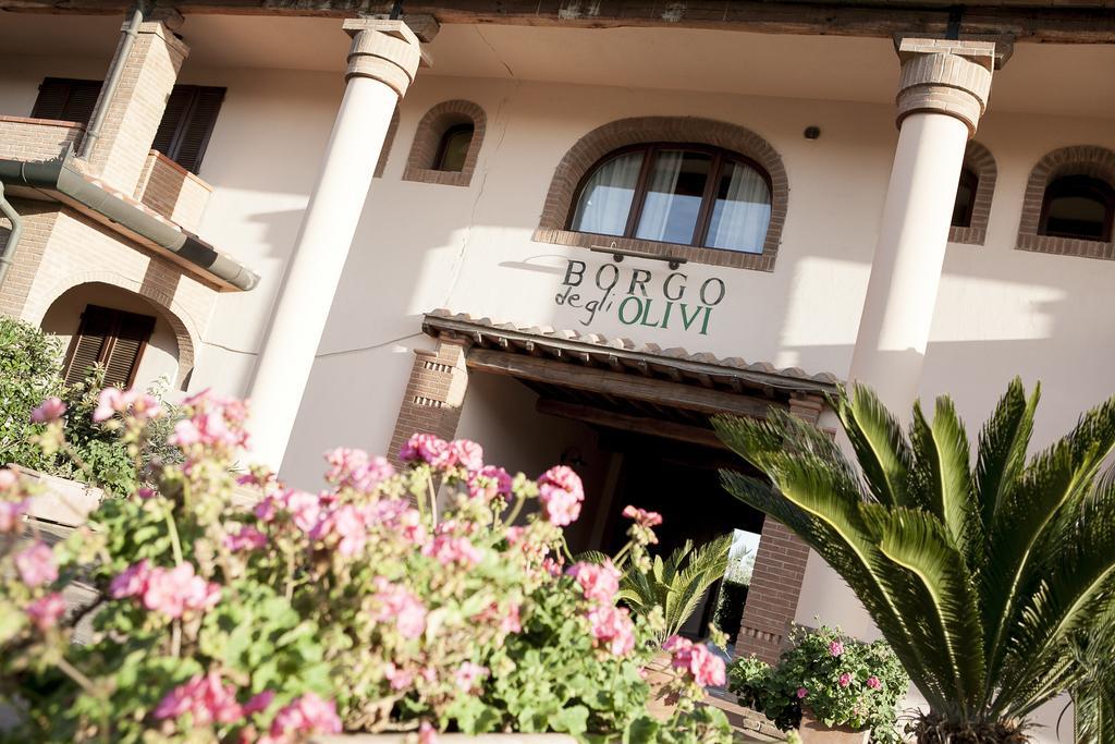 Hotel Borgo Degli Olivi Riotorto Exteriör bild
